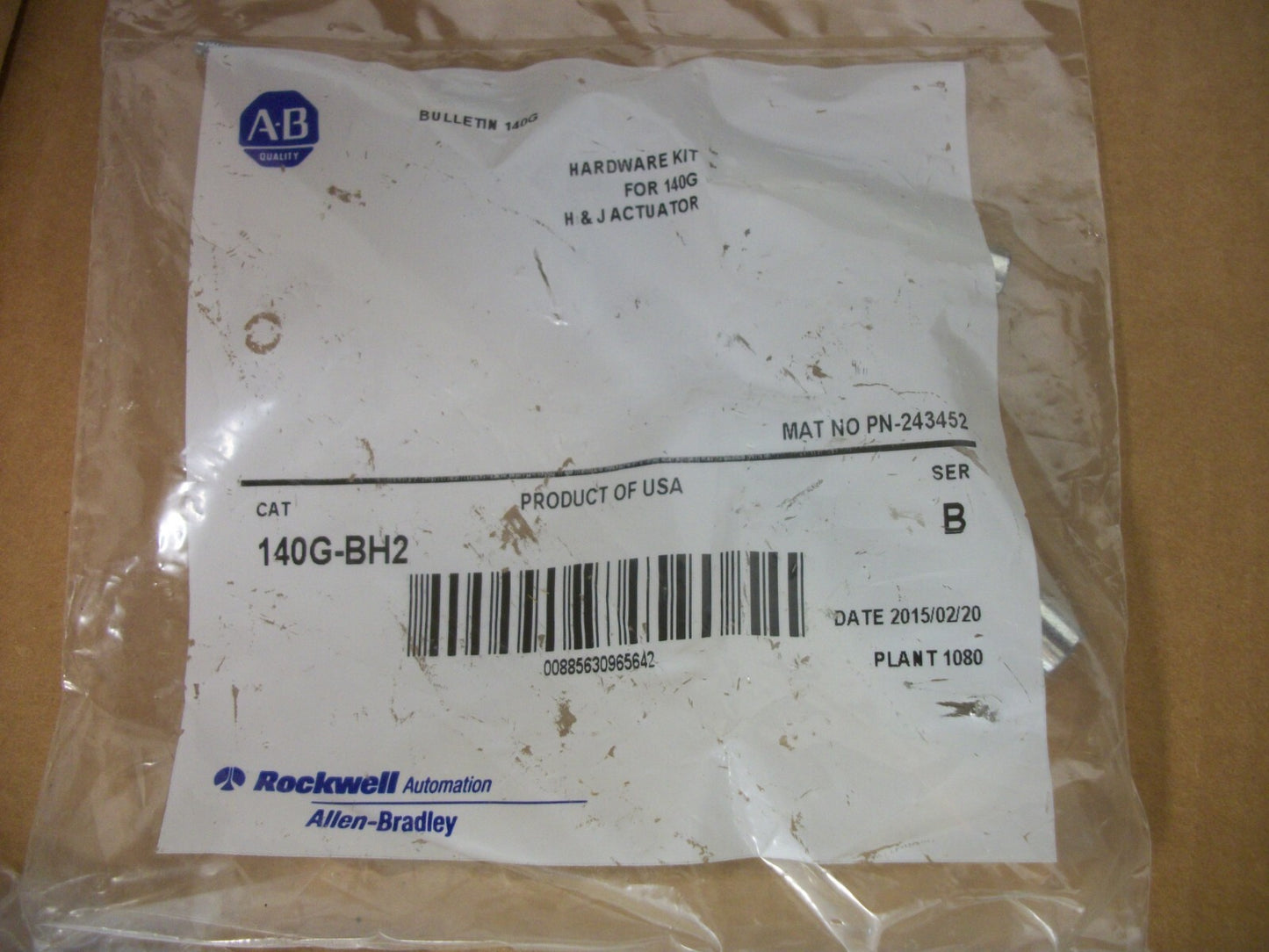 ALLEN-BRADLEY 4FT FLEX CABLE OPERATOR 140G-H-FCX04 NIB