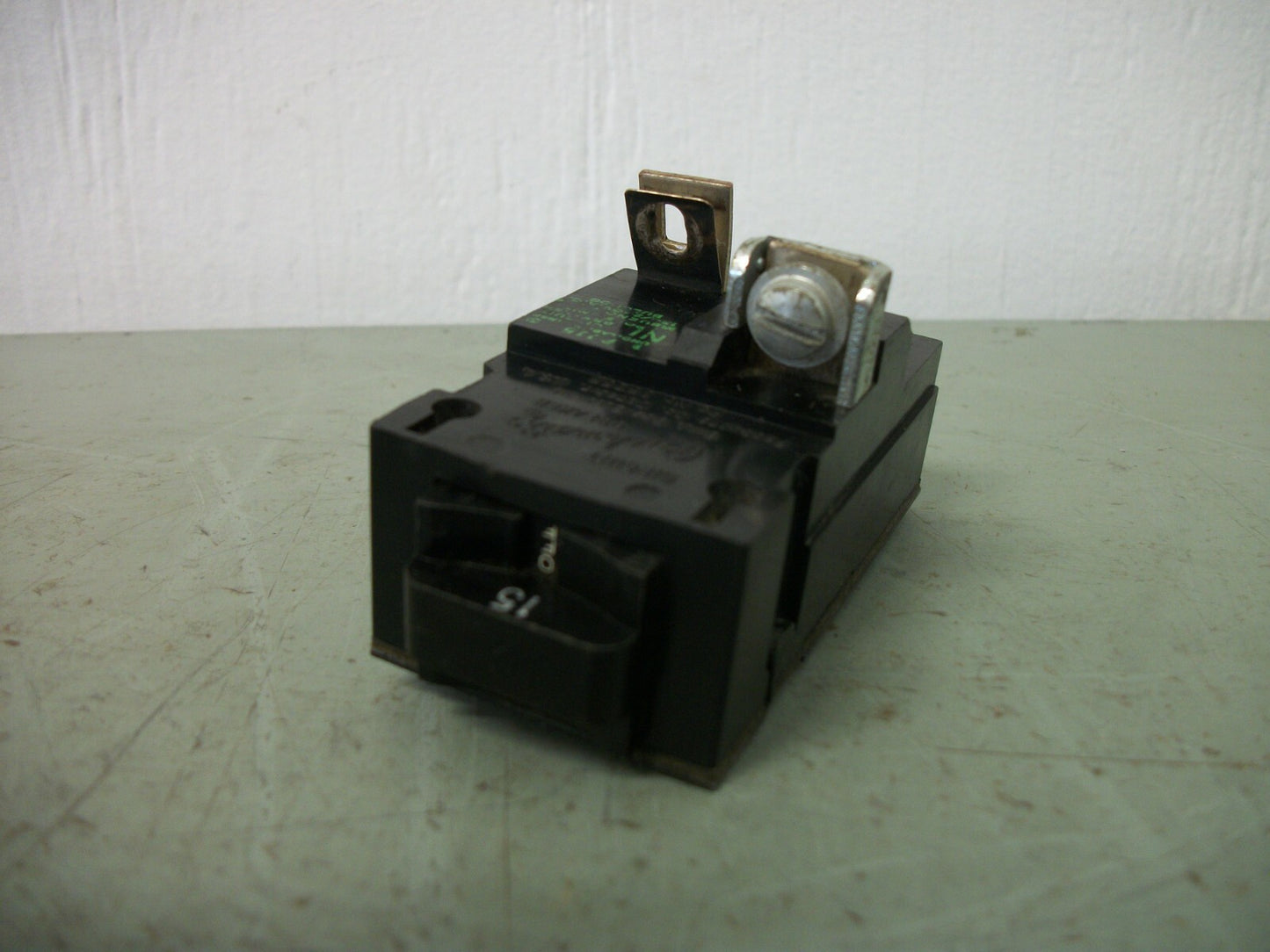 BULLDOG NI PUSHMATIC CIRCUIT BREAKER P115 15AMP 240VOLT 1POLE