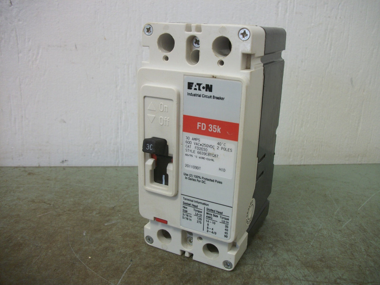 CUTLER-HAMMER FD CIRCUIT BREAKER FD2030 30AMP 600VOLT 2POLE RED