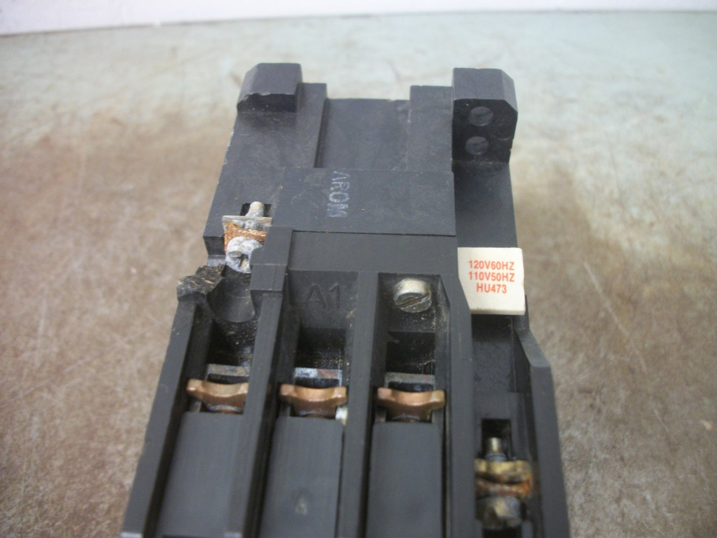 ALLEN-BRADLEY SIZE 1 CONTACTOR 300-BO*930 27AMP 120VCOIL 3PH 600V 10HP