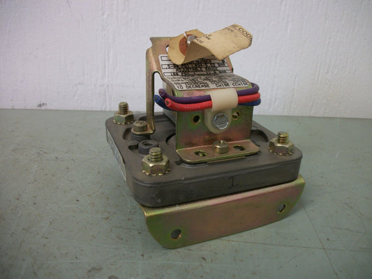 BARKSDALE ADJUSTABLE PRESSURE SWITCH D1S-A80SS .5-80PSI PROOF PRESSURE 160PSI