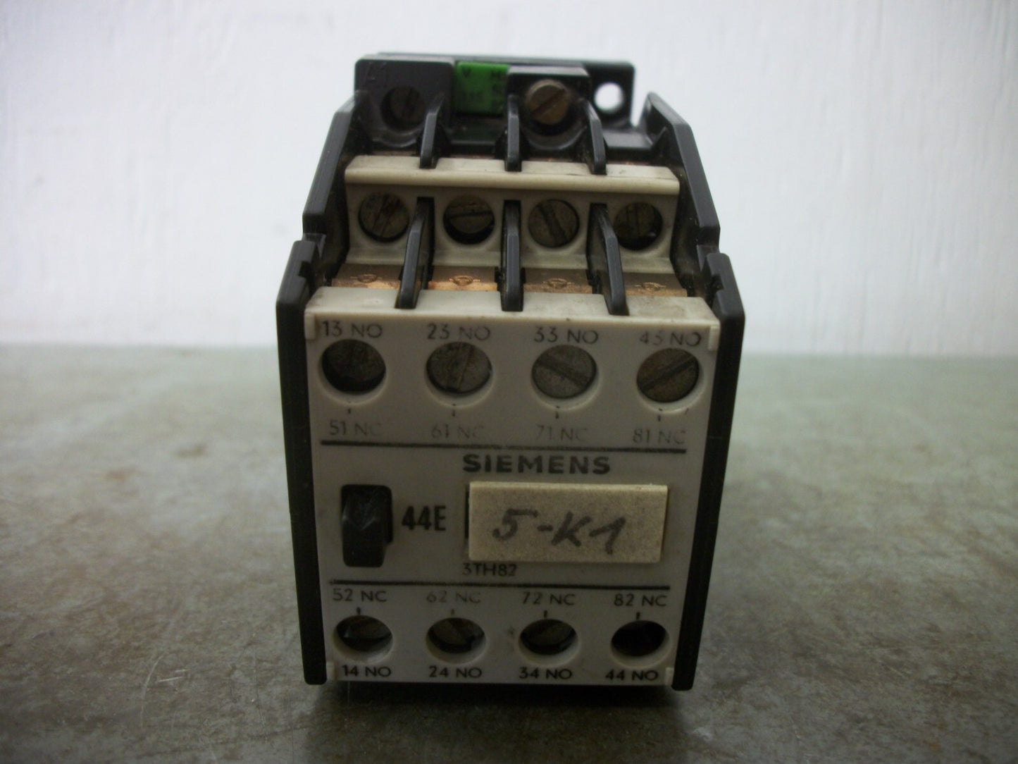 SIEMENS CONTROL RELAY 3TH8244-0A 16AMP 115VCOIL