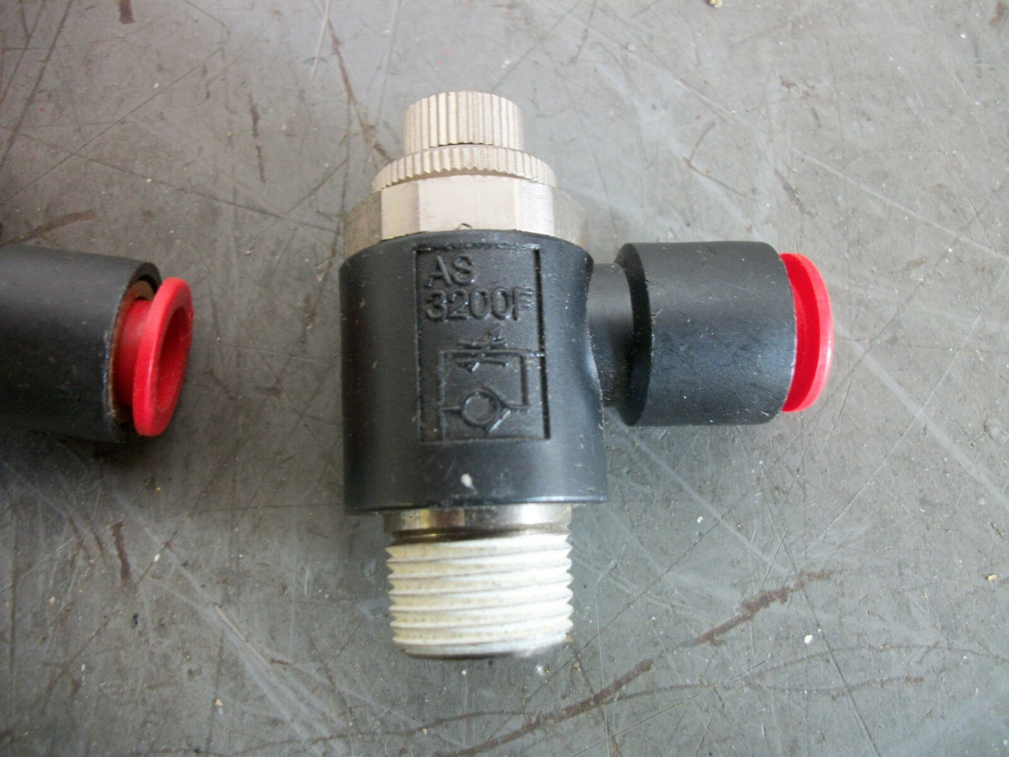 SMC LOT OF 3 3/8" PUSH TO CONNECT 3/8" NPT SPEED CONTROL VALVES AS3200F NOB