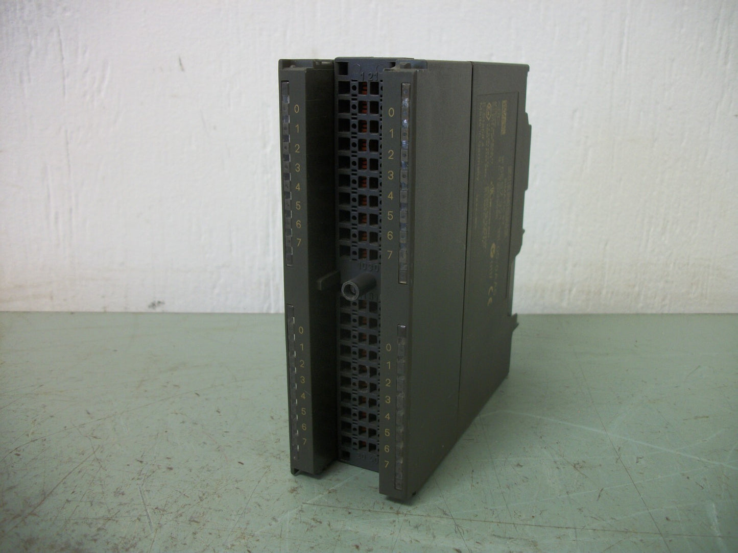 SIEMENS SIMATIC S7 DIGITAL INPUT MODULE 6ES7321-1BL00-0AA0