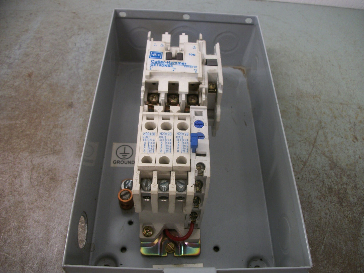 CUTLER-HAMMER ENCL MOTOR STARTER CE15DNS3 18AMP 120VCOIL 3PH 600V 15HP