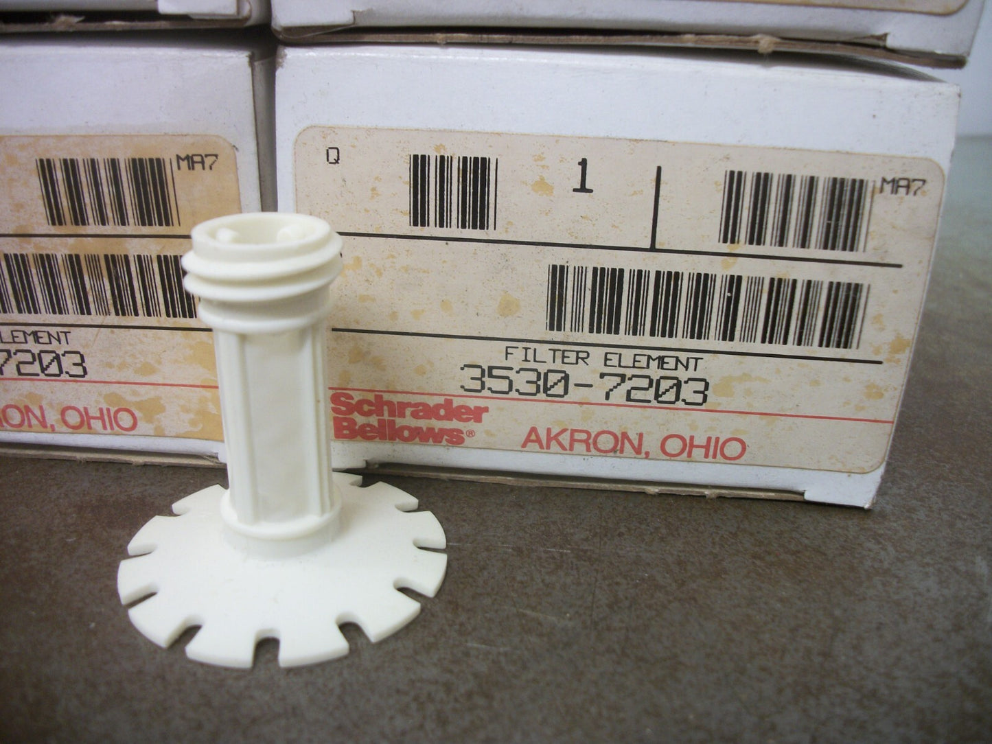 SCHRADER BELLOWS LOT OF 8 FILTER ELEMENTS 3530-7203 NIB