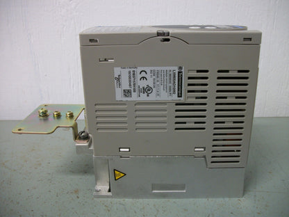 TELEMECANIQUE LEXIUM 05 0.75KW SERVO DRIVE LXM05AD10M2