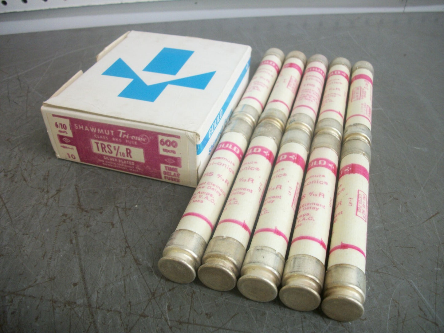 GOULD SHAWMUT BOX OF 10 TRI-ONIC FUSES TRS6/10R 6/10AMP 600VOLT NIB