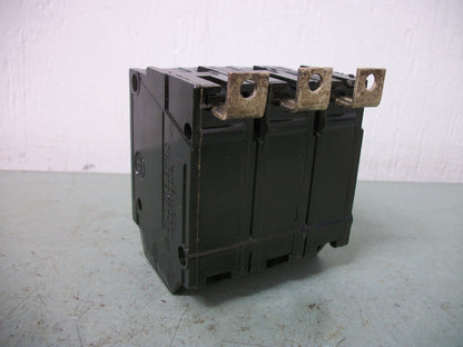 GE THQB CIRCUIT BREAKER THQB32040 40AMP 240VOLT 3POLE OLD NOB