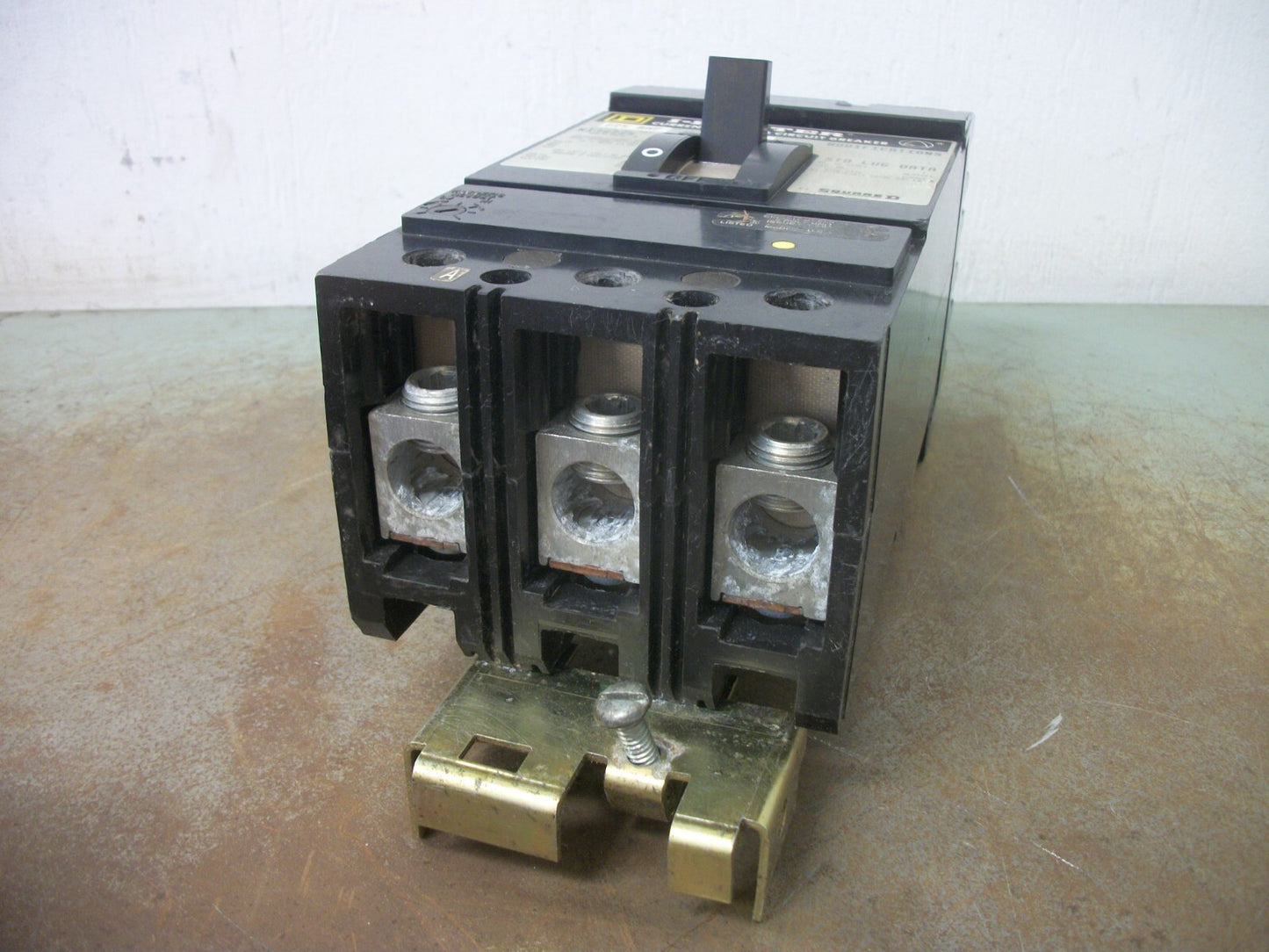 SQUARE D I-LIMITER I-LINE KI CIRCUIT BREAKER KI36225 225AMP 600VOLT 3POLE GRAY