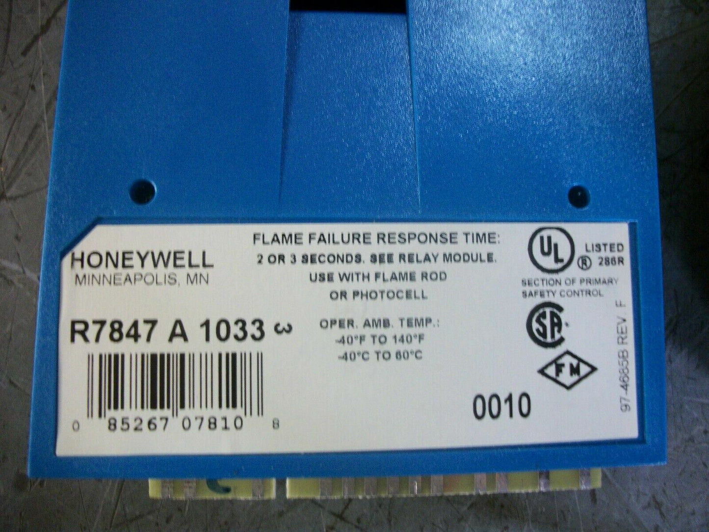 HONEYWELL BURNER CONTROL UNIT RM7890 B 1014 W/REMOTE RESET & FLAME AMPLIFIER