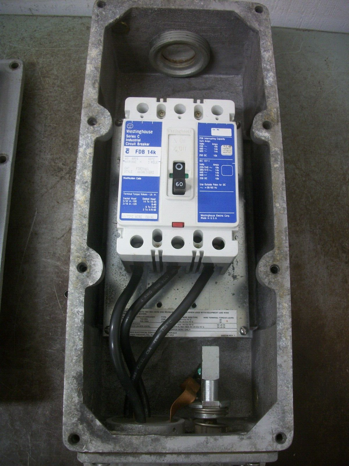 CROUSE-HINDS INTERLOCKED ARKTITE RECEPTACLE AND BREAKER ASSEMBLY DBR56742 WT60-3