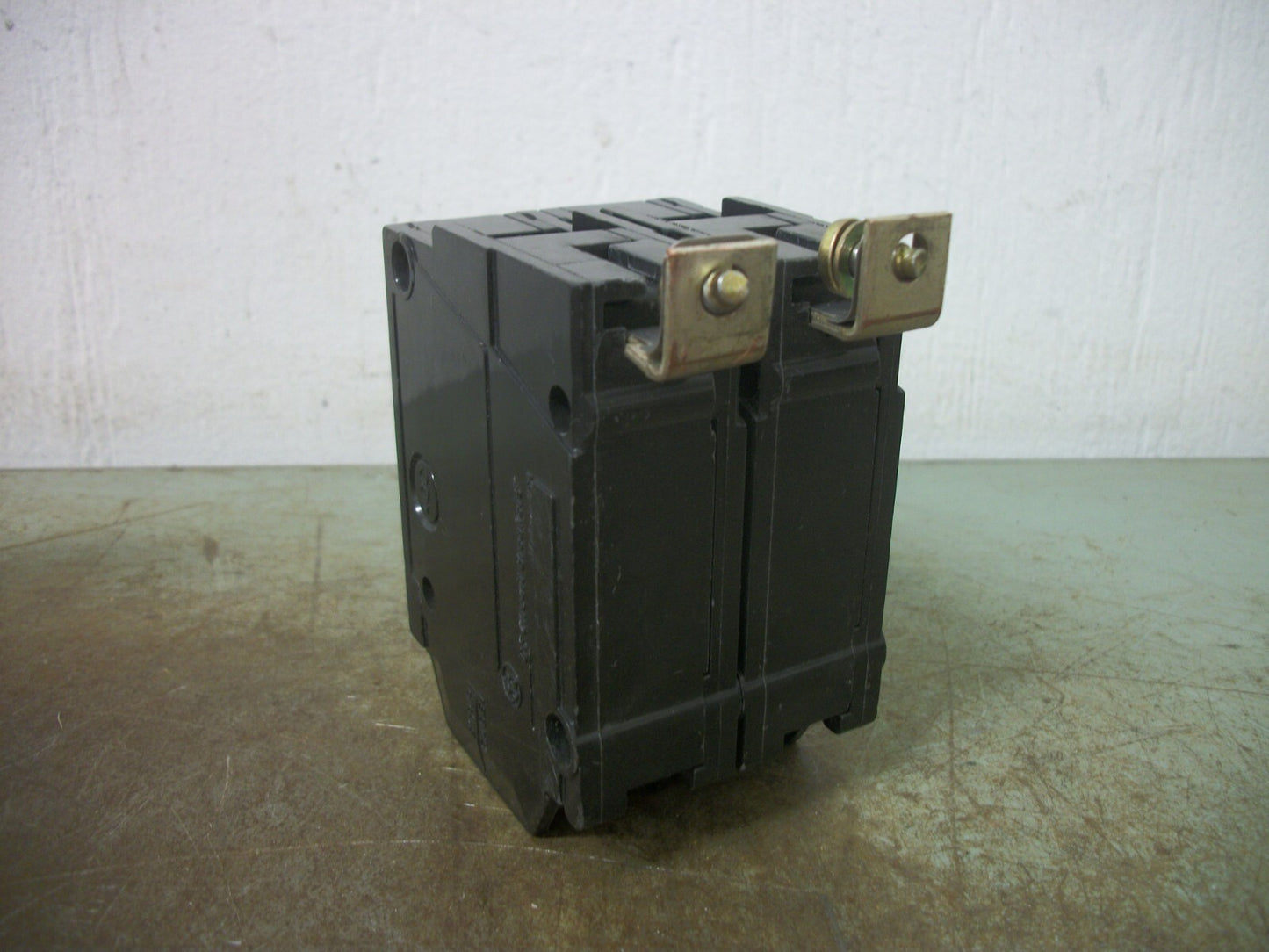 GE THQB CIRCUIT BREAKER THQB2150 50AMP 240VOLT 2POLE OLD