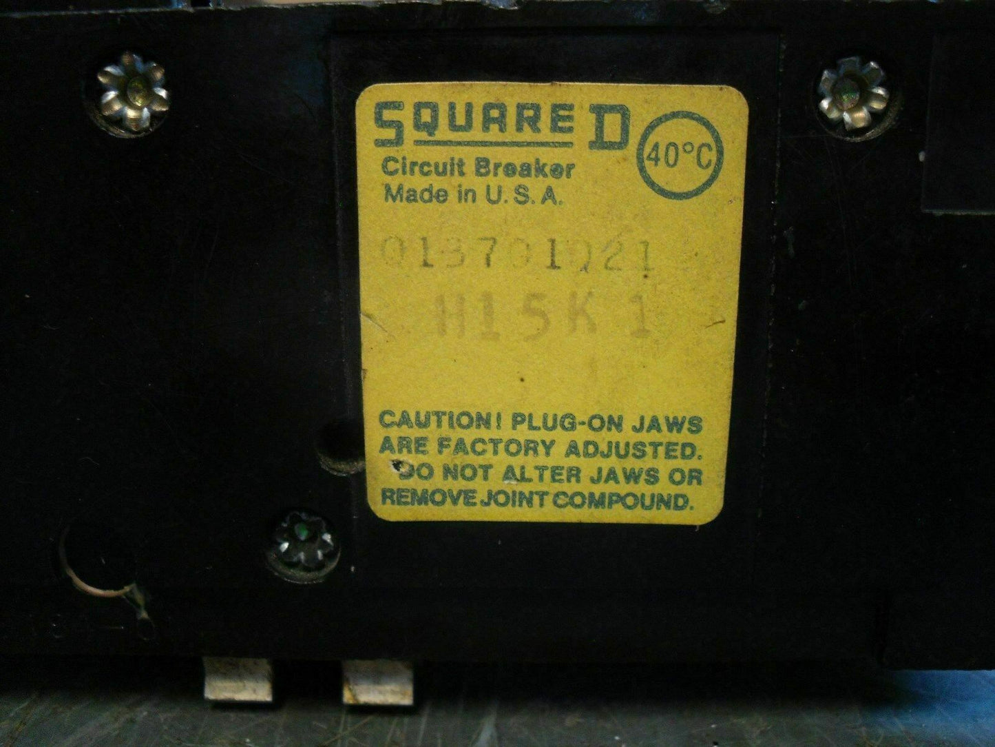 SQUARE D Q1 CIRCUIT BREAKER Q13701021 70AMP 240VOLT 3POLE W/SHUNT *NOB*