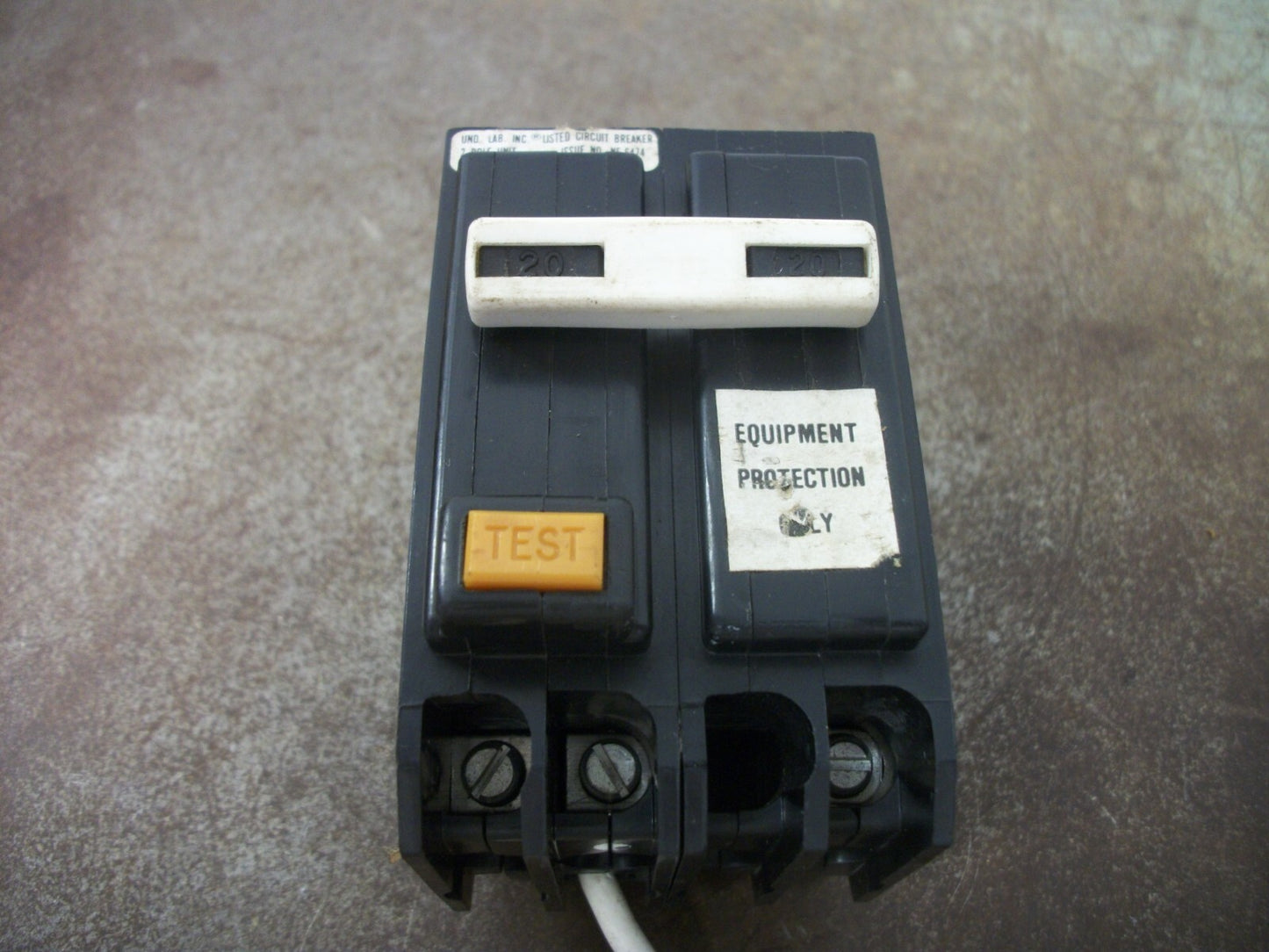CHALLENGER GFCI CBB CIRCUIT BREAKER CBBGFEP220 20AMP 240VOLT 2POLE NOB