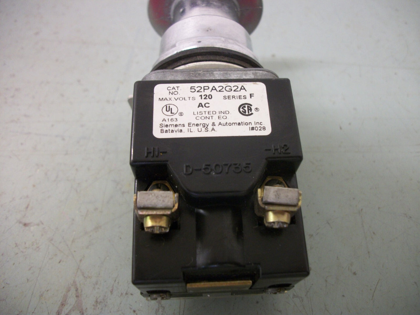FURNAS RED ILLUMINATED PUSH/PULL SWITCH BUTTON 52PA2G2A 120VOLT