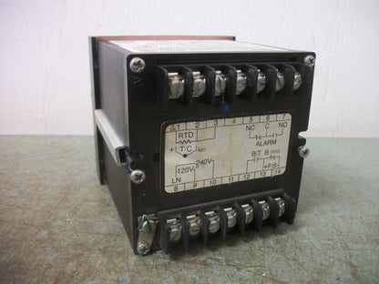ATHENA TEMPERATURE CONTROLLER 3020-F-D 0-999F 120/240VOLT 4-20MA 1PH