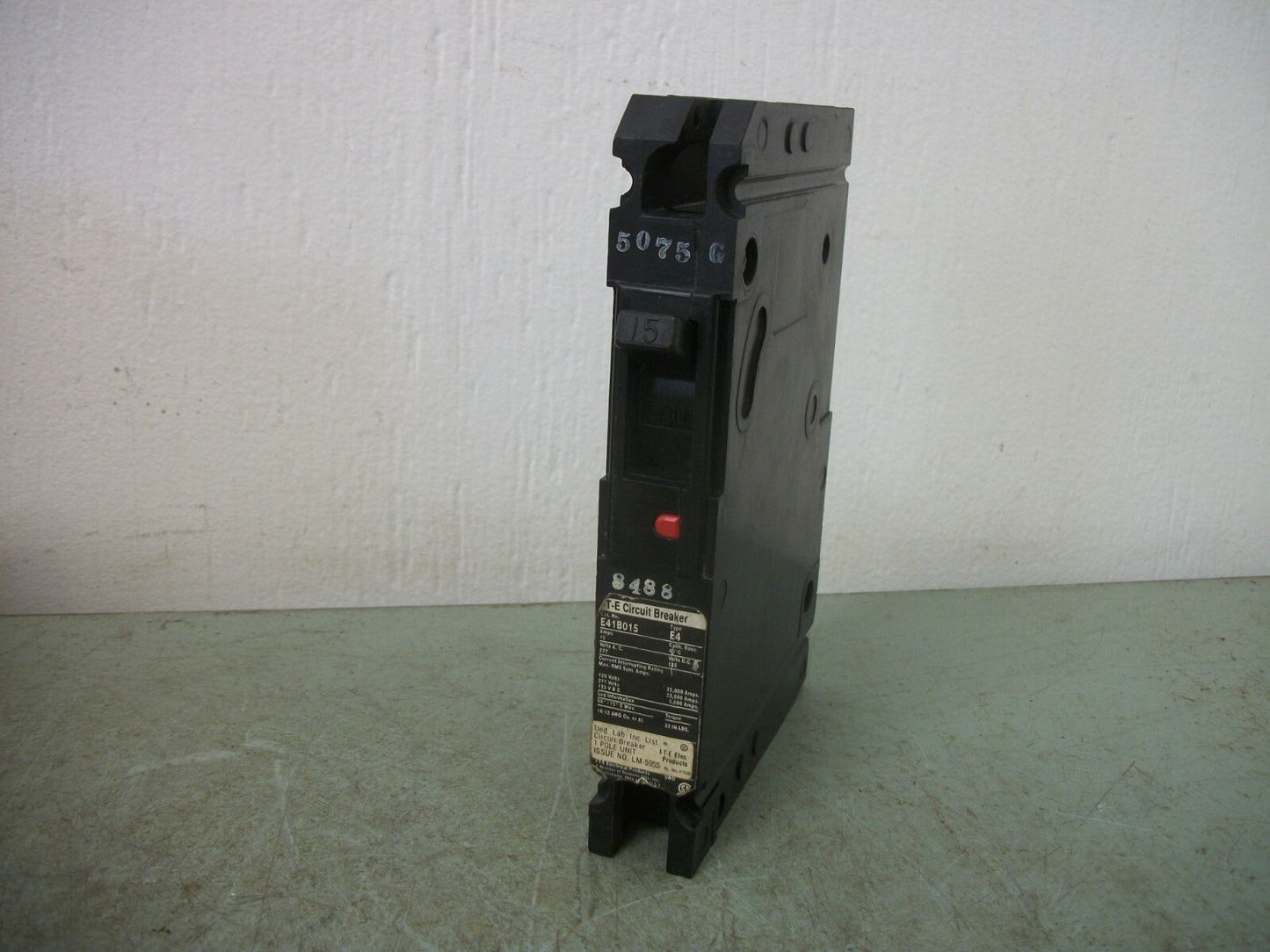 SIEMENS E4 CIRCUIT BREAKER E41B015 15AMP 277VOLT 1POLE