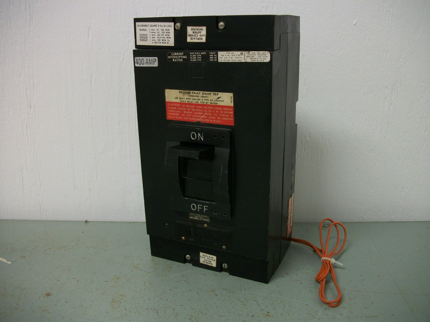 SQUARE D LAL CIRCUIT BREAKER LAL36400G 400AMP 600VOLT 3POLE GROUND FAULT SHUNT