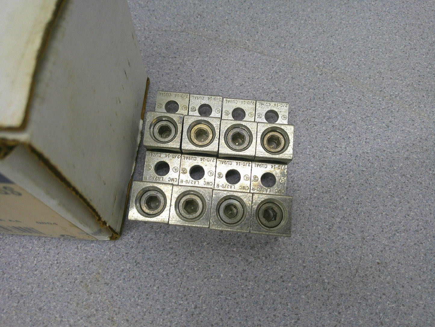 TELEMECANIQUE KIT OF 8 CONTACTOR LUGS DZ2FF6 NIB