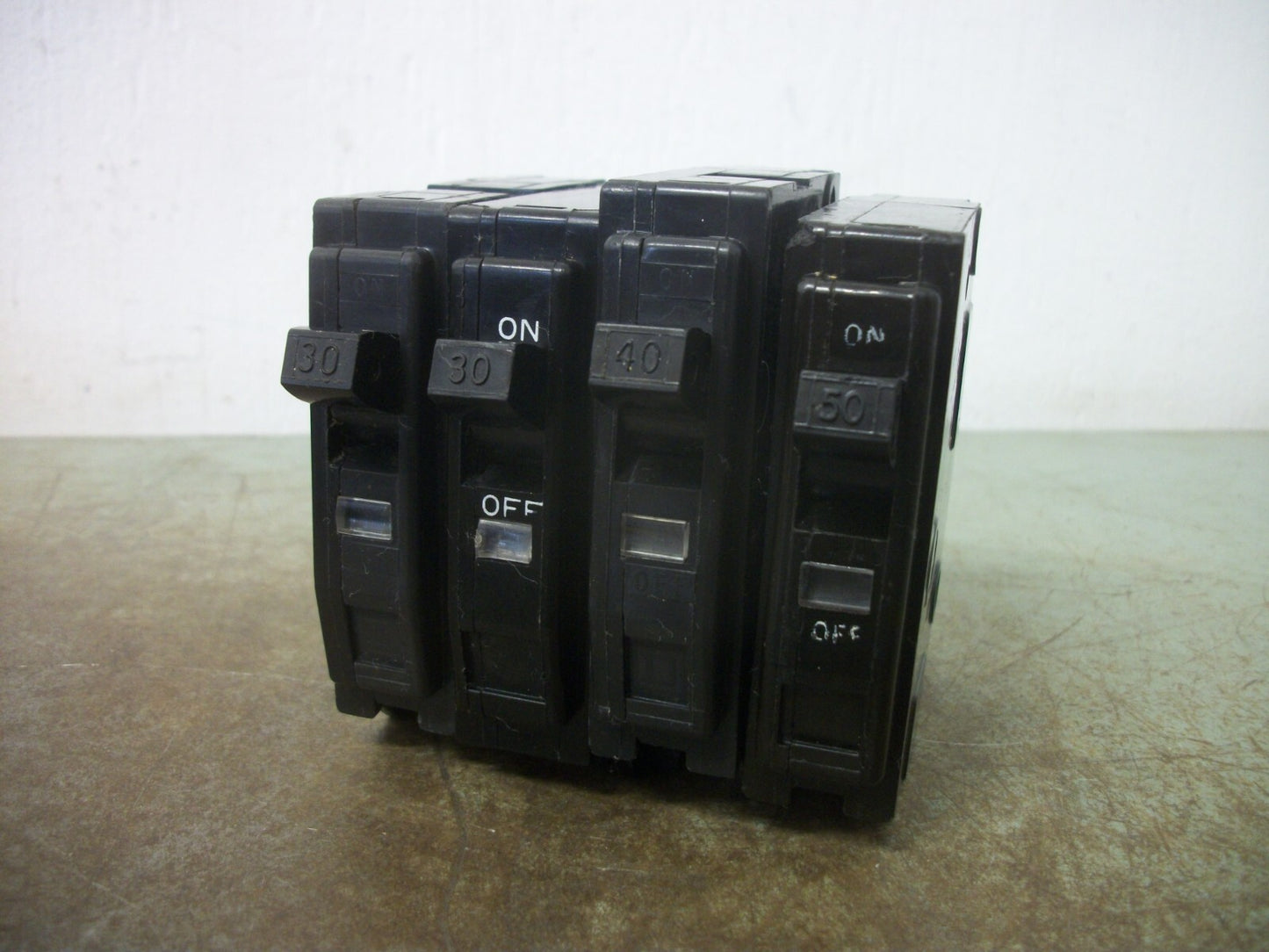 SQUARE D LOT OF 4 QO CIRCUIT BREAKERS QO130 QO140 QO150