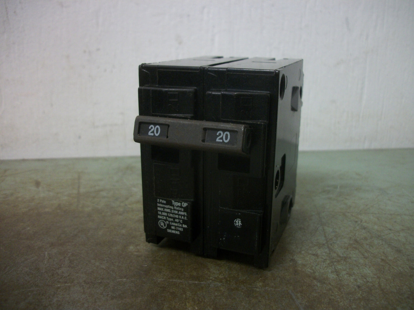 SIEMENS QP CIRCUIT BREAKER Q220 20AMP 240VOLT 2POLE