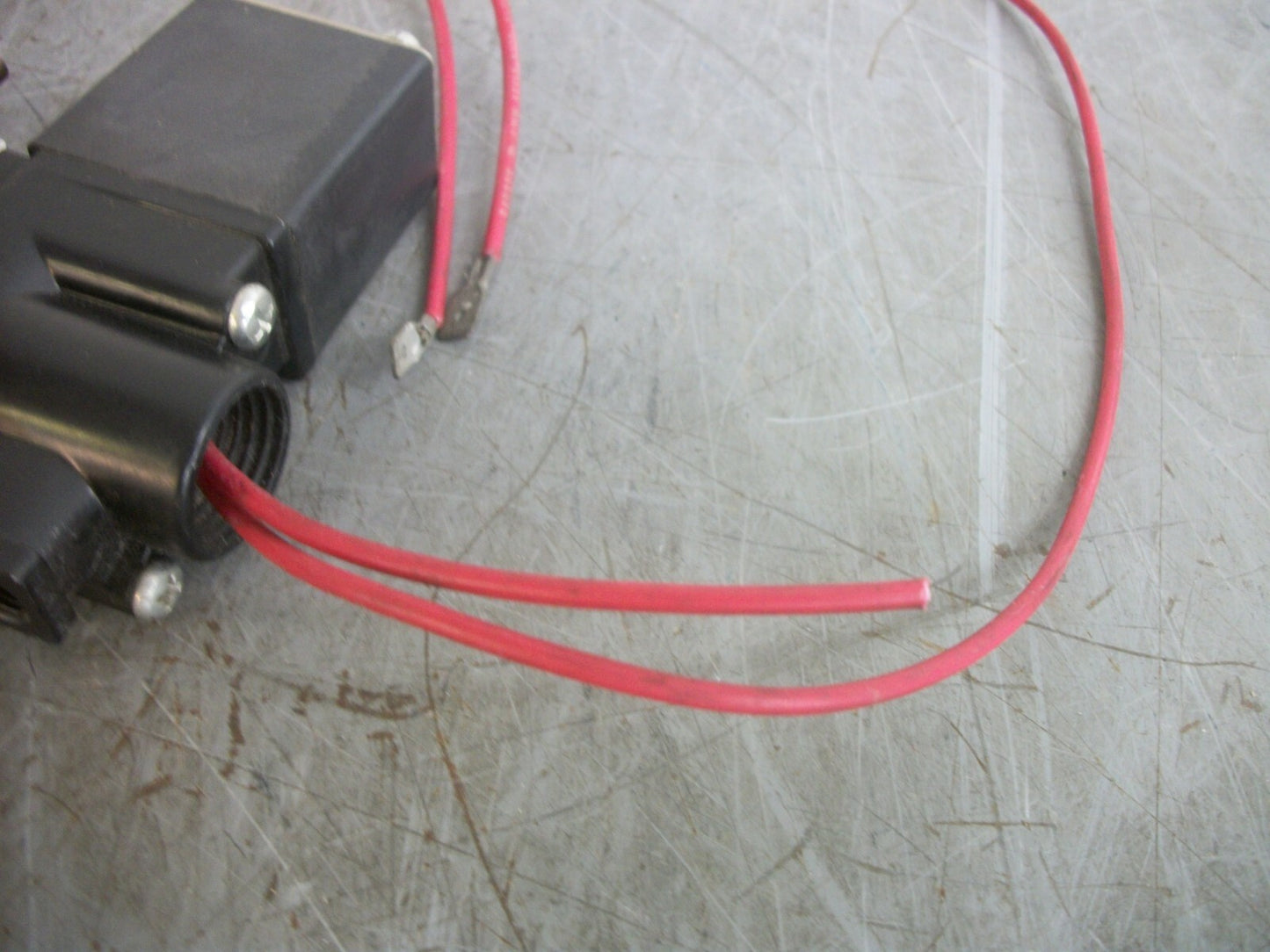 PARKER PNEUMATIC VALVE 42F1 40-150PSIG 120VOLT 6.3WATT