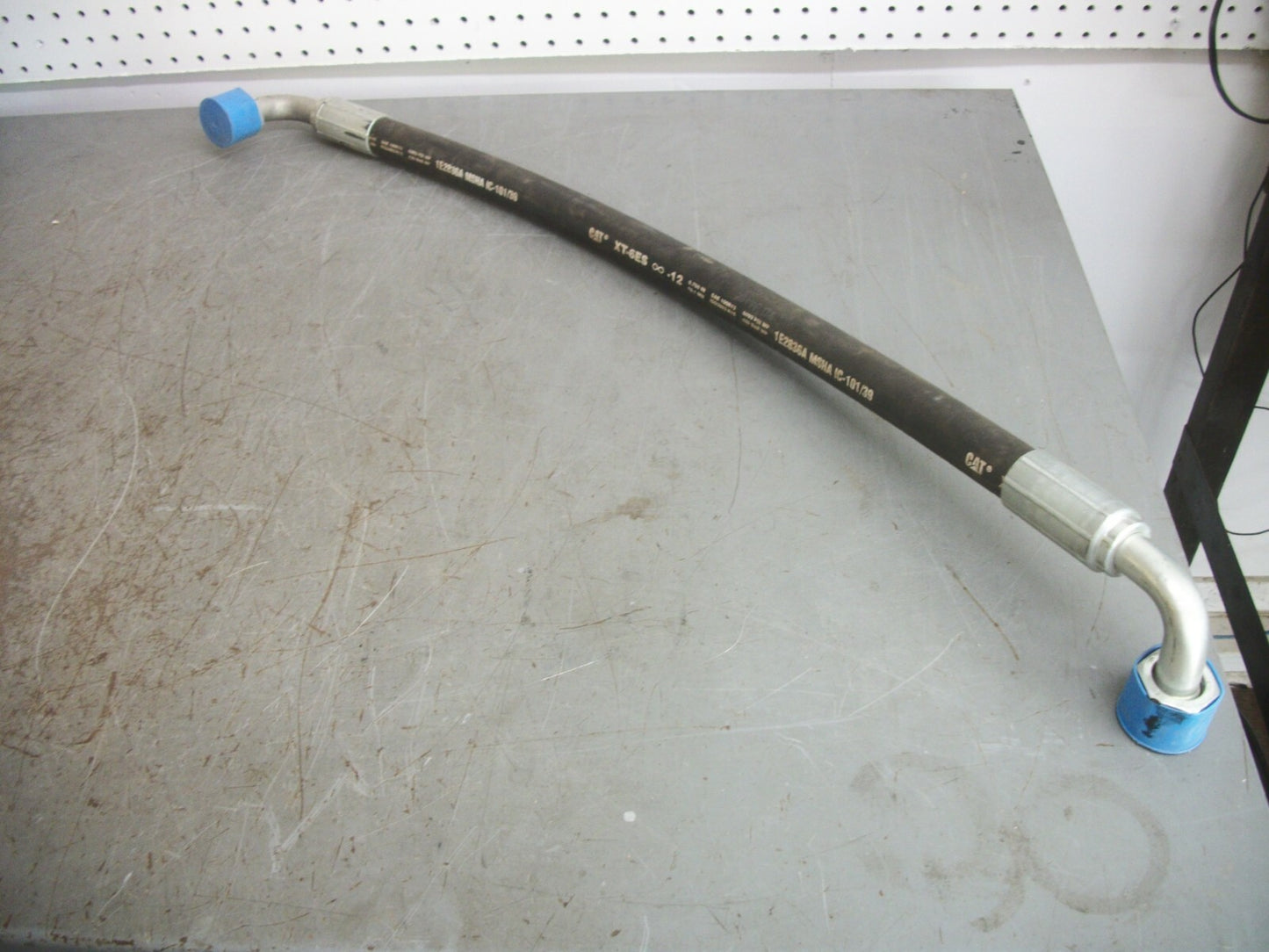 CAT XT-6ES 0.750" HOSE ASSEMBLY 1E2836A 6092PSI 420BAR SAE 100R15 NOB