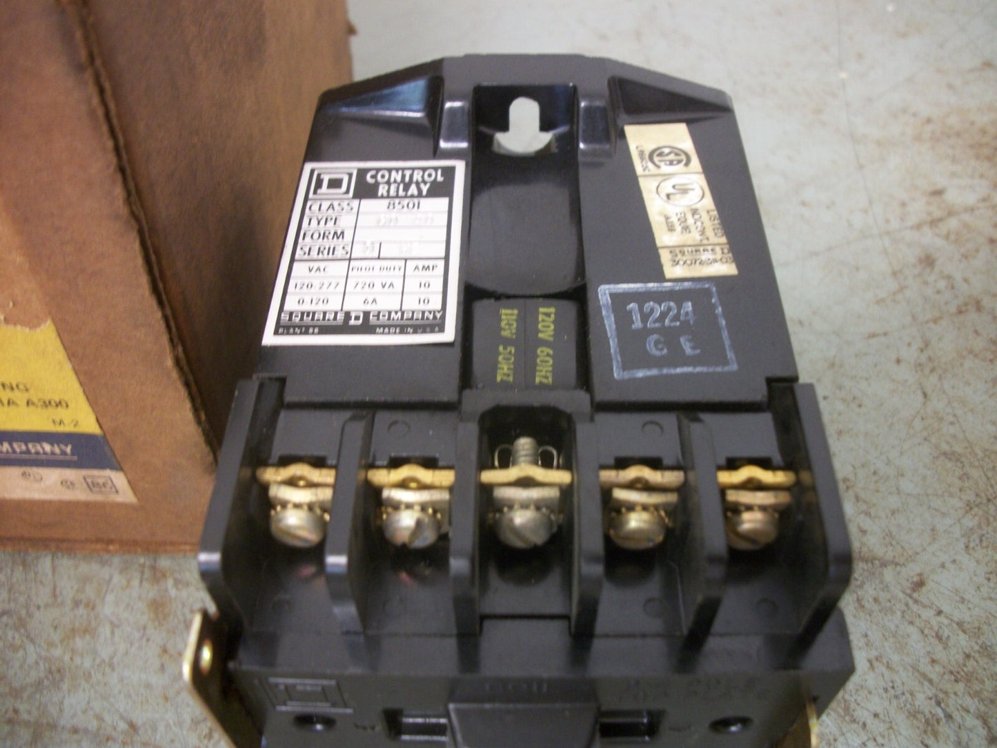 SQUARE D AC CONTROL RELAY 8501GO40 120VCOIL NIB