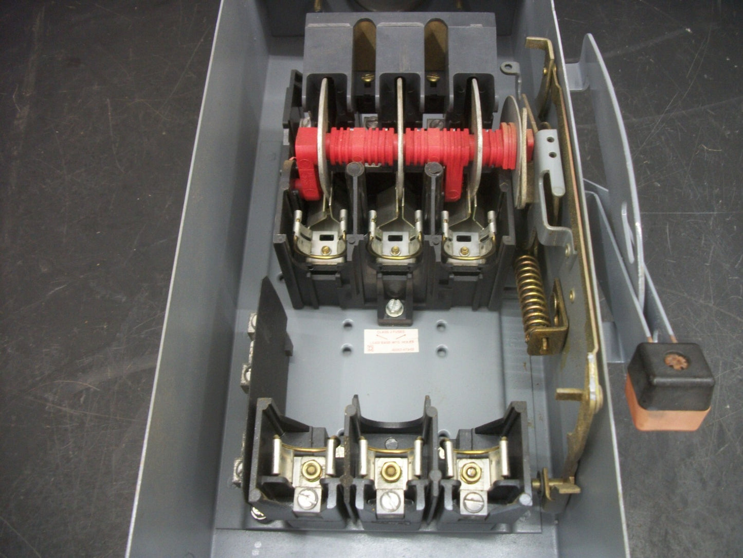 SQUARE D DISCONNECT TYPE 3R H362NRB 60AMP 600VOLT 3POLE FUSIBLE OLD REFURB