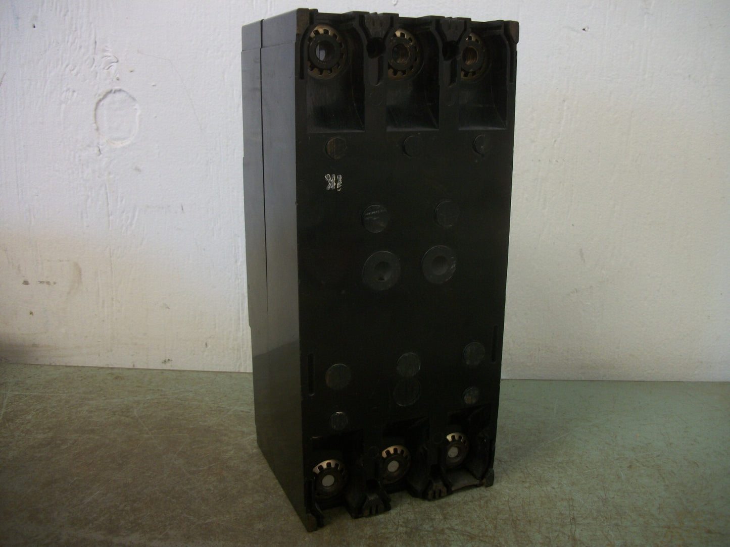 SIEMENS ITE FJ3 CIRCUIT BREAKER FJ3B100 100AMP 600VOLT 3POLE