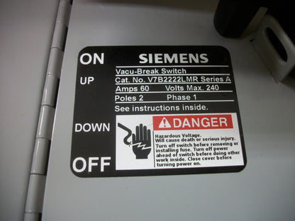 SIEMENS PANELBOARD BRANCH SWITCH V7B2222LMR 60-60AMP 240VOLT 2POLE FUSIBLE NIB