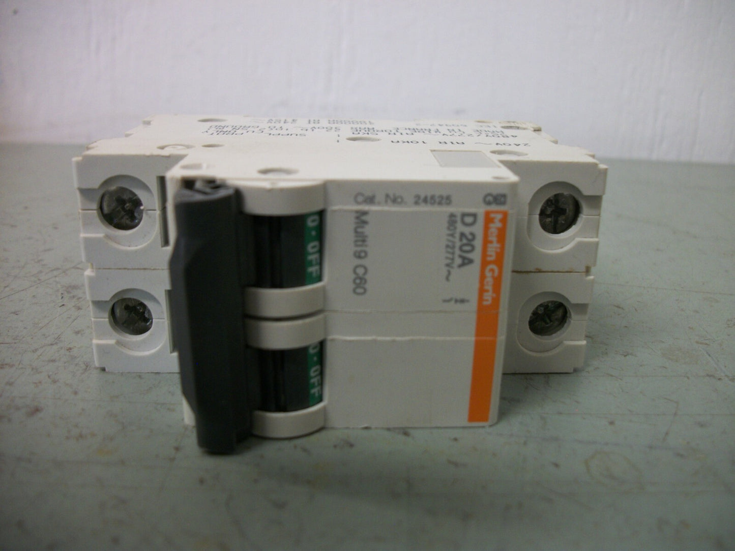 MERLIN GERIN MULTI 9 C60 CIRCUIT BREAKER MG24525 20AMP 480VOLT 2POLE