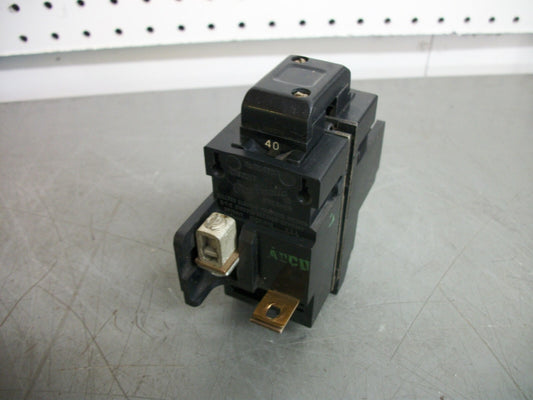 SIEMENS ITE NI PUSHMATIC CIRCUIT BREAKER P240 40AMP 240VOLT 2POLE