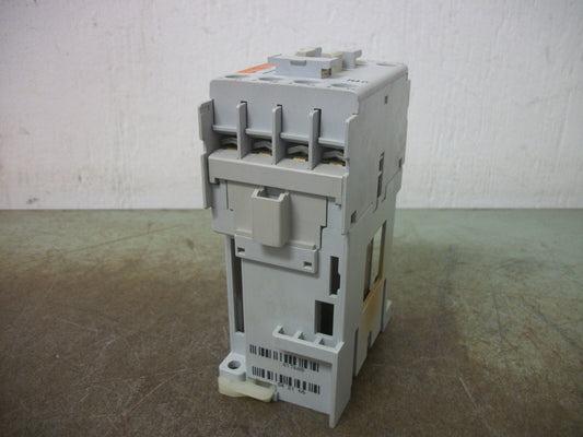 SPRECHER+SCHUH CONTACTOR CA7-9C-M40 25AMP 24VCOIL 3PH 600V 7.5HP