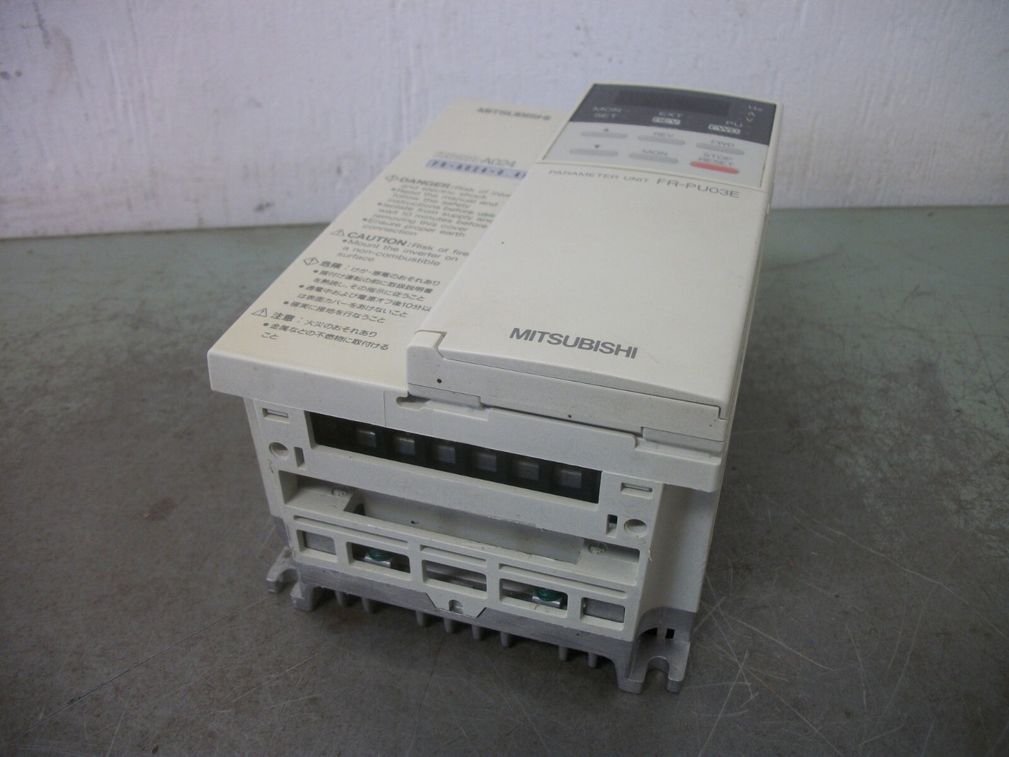 MITSUBISHI FREQROL-A024 0.4KW INVERTER DRIVE FR-A024-0.4K 230VOLT 3PH 3AMP