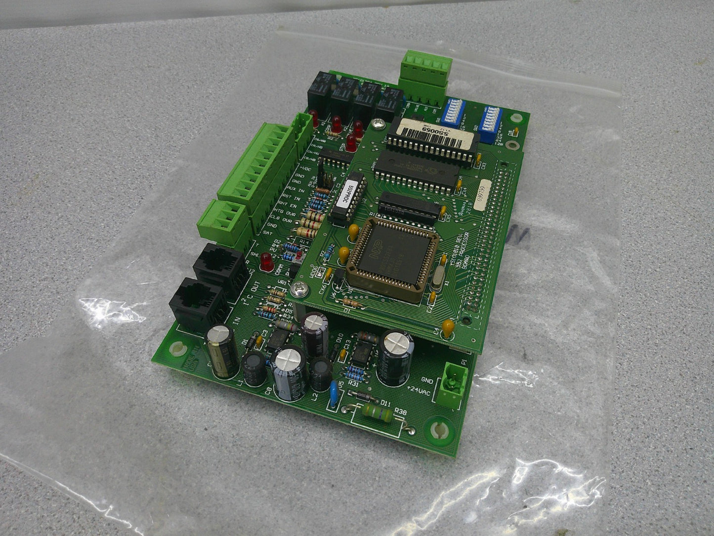 WATTMASTER CONTROLS HOT GAS REHEAT CONTROL BOARD YS101894 W/552 PROCESSOR BOARD