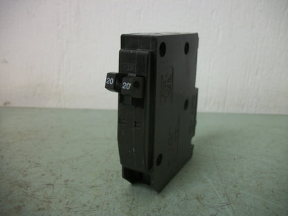 SQUARE D QOT CIRCUIT BREAKER QOT2020 20AMP 240VOLT 2POLE NOB