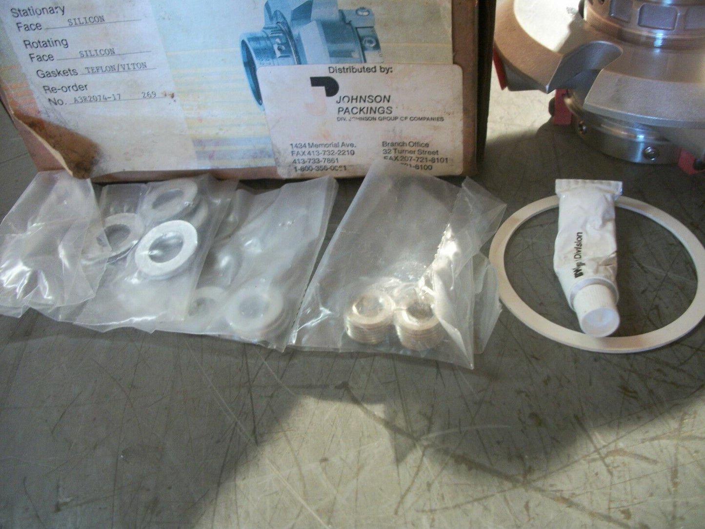 UNISEAL ONE 1-3/4" INLET OUTLET VENT 1750 NIB