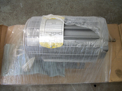 BALDOR 1/8HP 42C TENV AC MOTOR CNM20134 460VOLT 3PH 1725RPM NIB