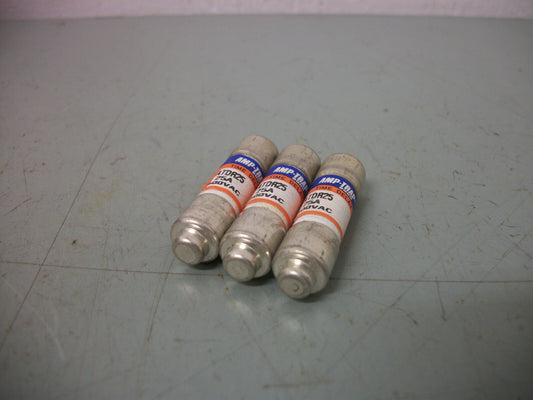 FERRAZ-SHAWMUT LOT OF 3 AMP-TRAP 2000 FUSES ATDR25 25AMP 600VOLT