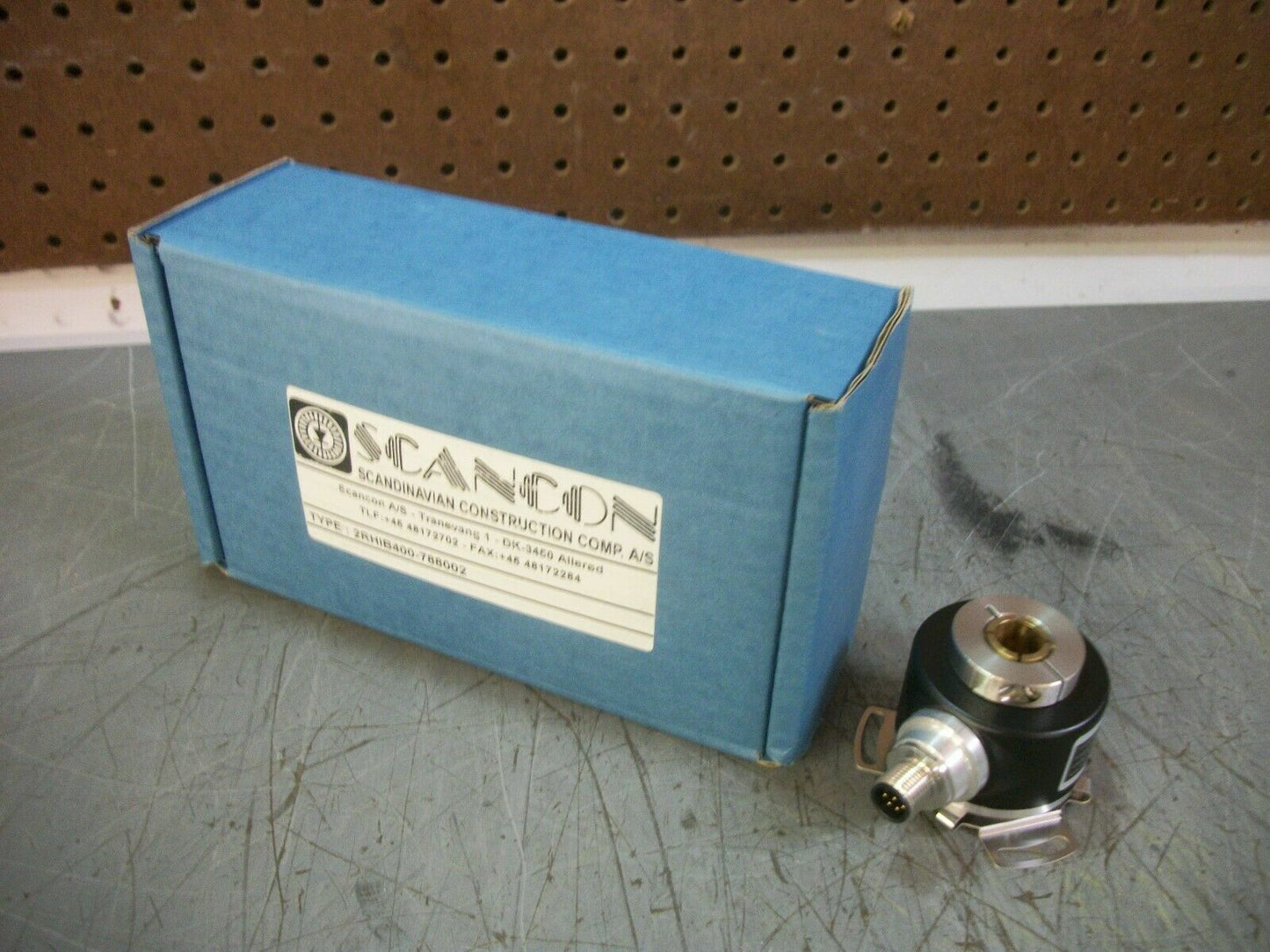 SCANCON ENCODER 2RHIB400-788002 NIB