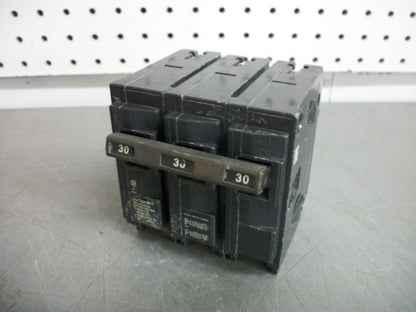 CROUSE-HINDS MP-T CIRCUIT BREAKER MP330 30AMP 240VOLT 3POLE