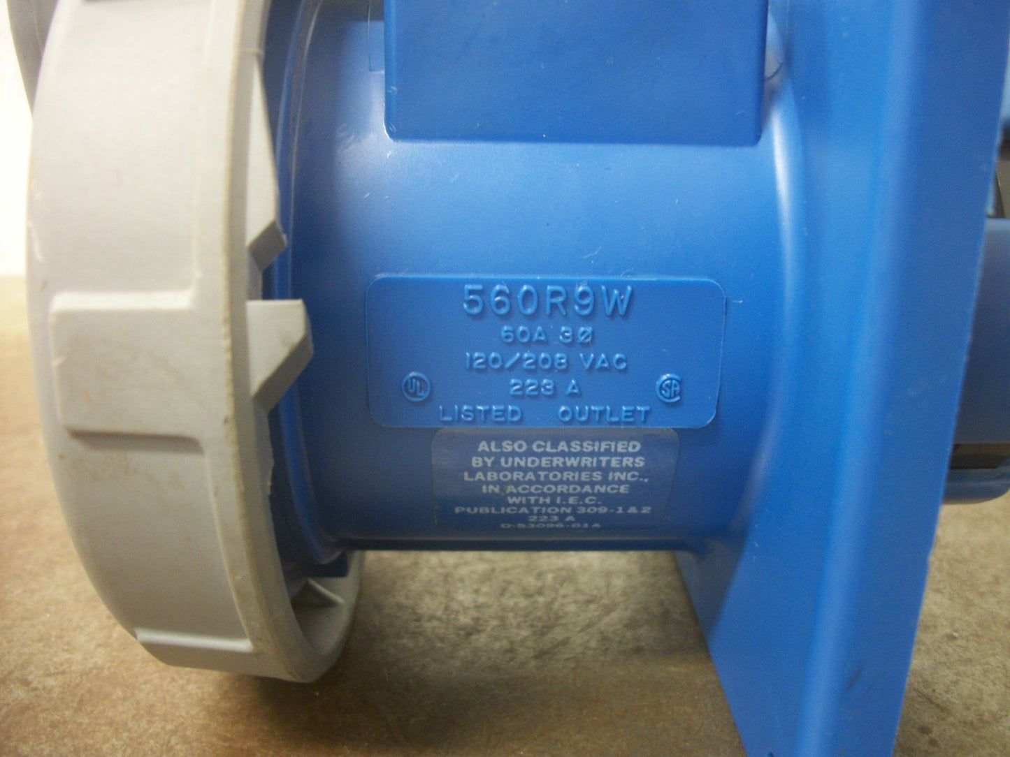 HUBBELL PIN & SLEEVE RECEPTACLE HBL560R9W 60AMP 120/208VOLT 3PH 3P+N+GRND