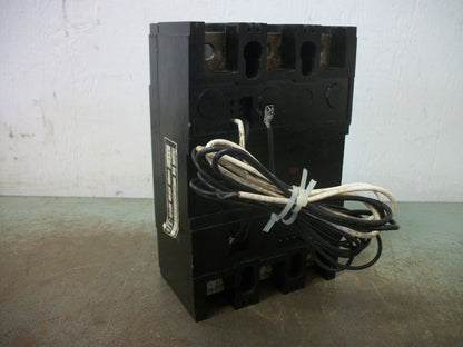 SIEMENS ITE ET QJ3 CIRCUIT BREAKER QJ3S22500S02 225AMP 240VOLT 3POLE W/SHUNT NOB