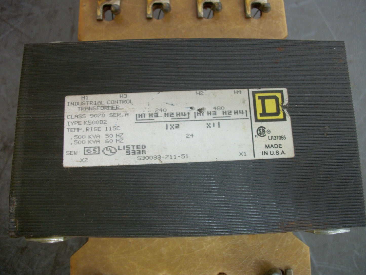 SQUARE D .500KVA 1PH TRANSFORMER 9070K500D2 HV 240X480 LV 24