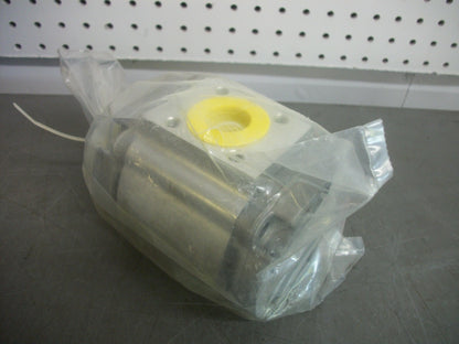 LINDE GEAR PUMP L0009810443 NEW