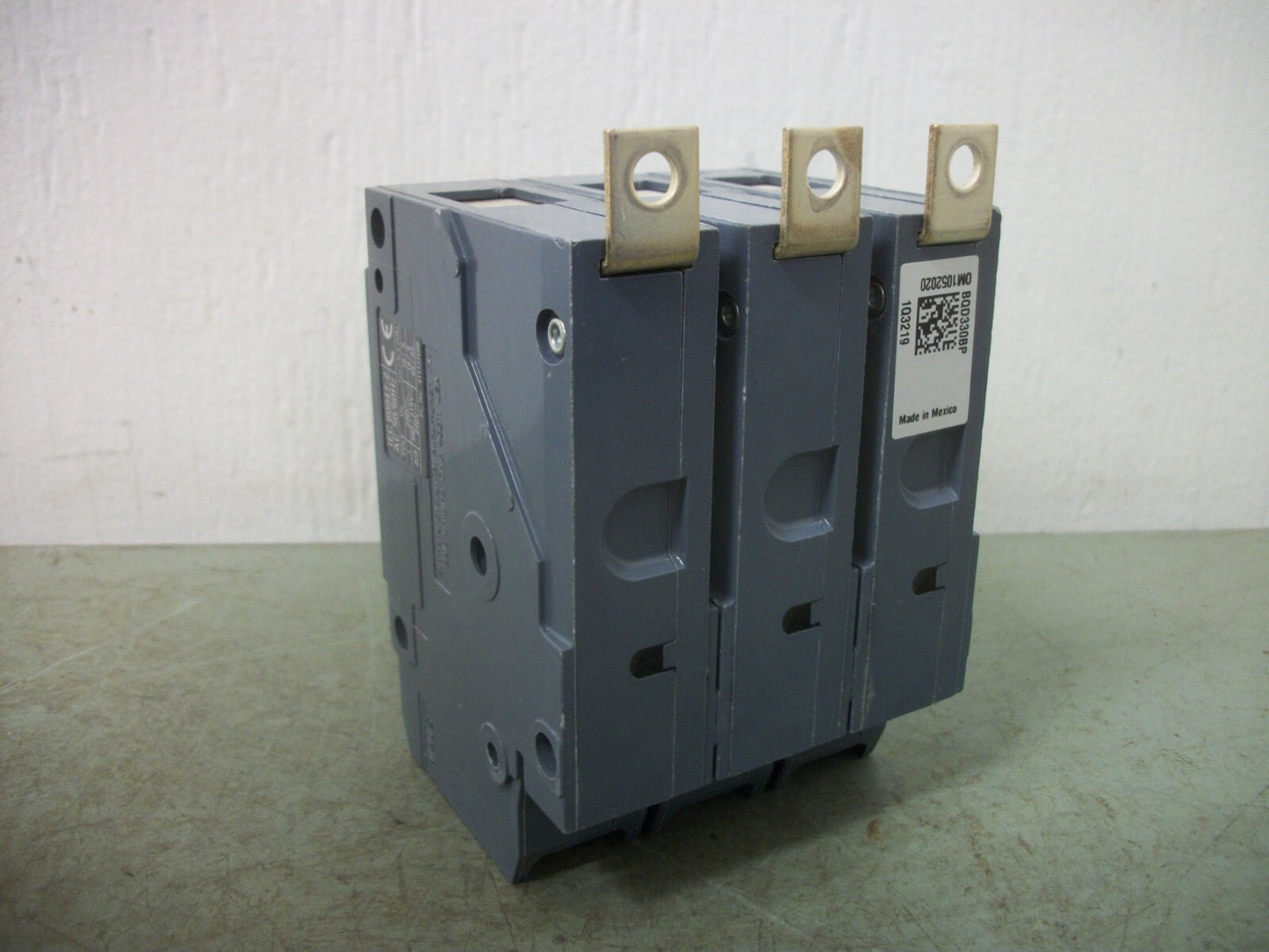 SIEMENS BQD CIRCUIT BREAKER BQD330 30AMP 480VOLT 3POLE NOB
