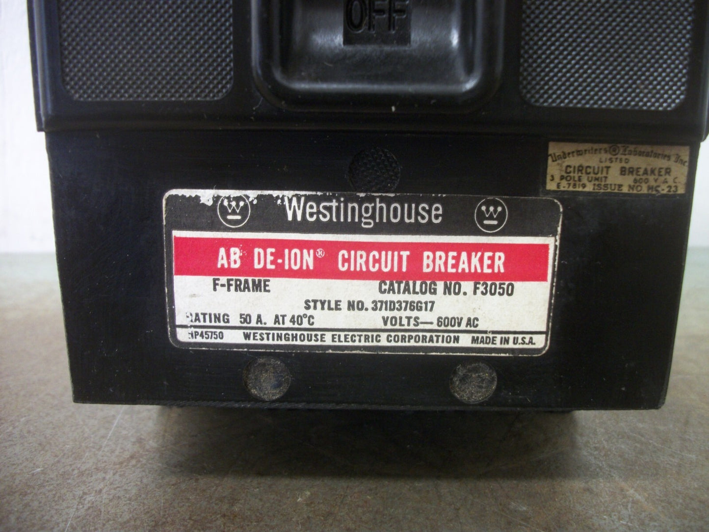 WESTINGHOUSE 371D37GG17 AB DE-ION CIRCUIT BREAKER F3050 50AMP 600VOLT 3POLE