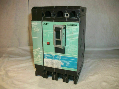 SIEMENS SENTRON ED6 CIRCUIT BREAKER ED63B015 15AMP 600VOLT 3POLE W/AUX